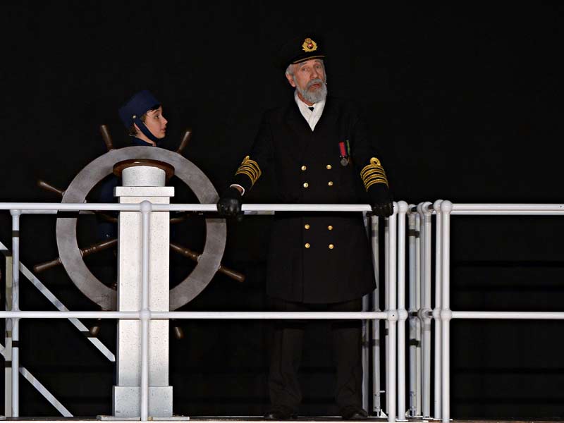 Calum Hathaway, Mike Ellis